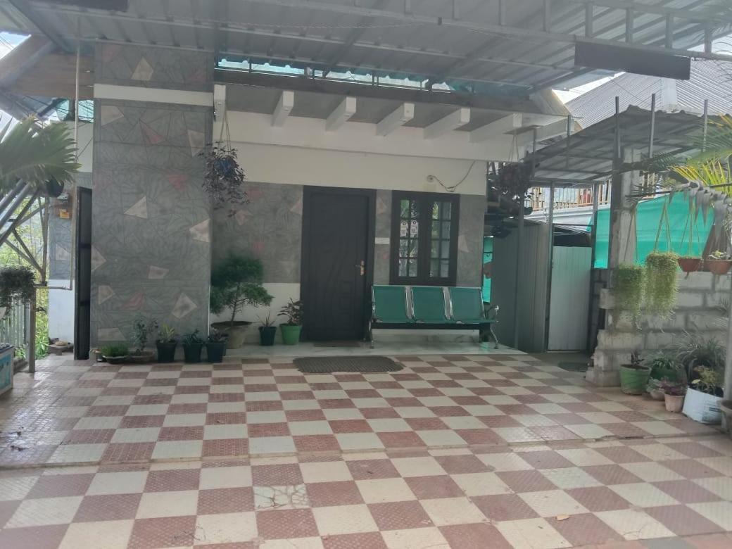 Riya Home Stay Munnar Anaviratty Kültér fotó